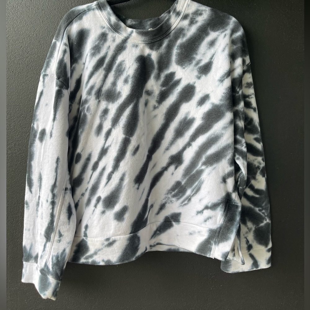 Zella Coastal Tie Dye Terry Sweatshirt